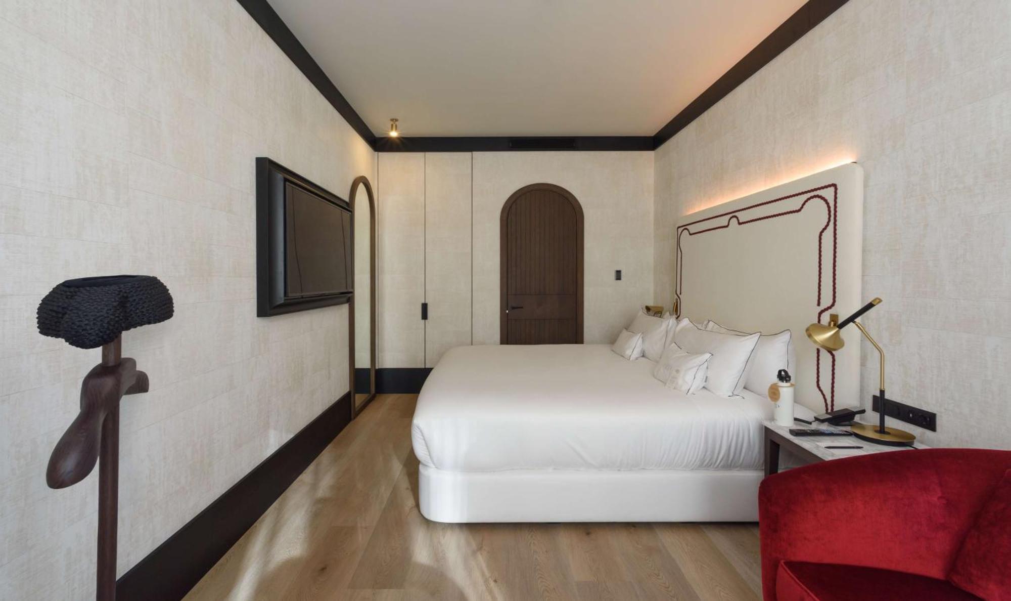 Hotel Montera Madrid, Curio Collection By Hilton Εξωτερικό φωτογραφία