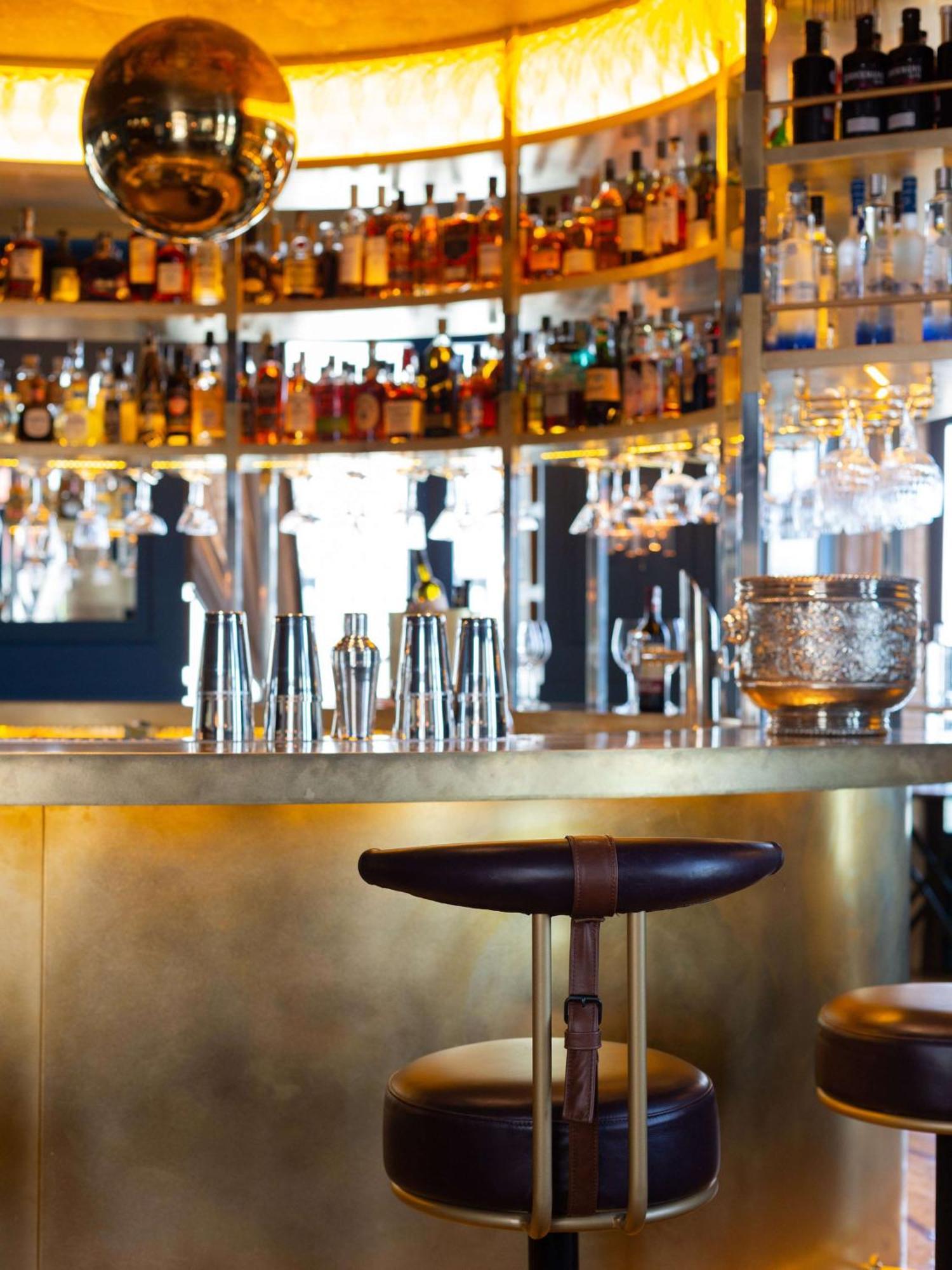 Hotel Montera Madrid, Curio Collection By Hilton Εξωτερικό φωτογραφία
