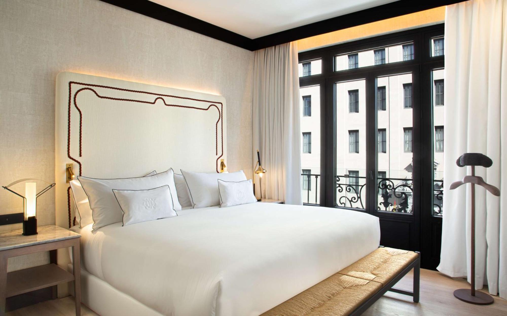 Hotel Montera Madrid, Curio Collection By Hilton Εξωτερικό φωτογραφία
