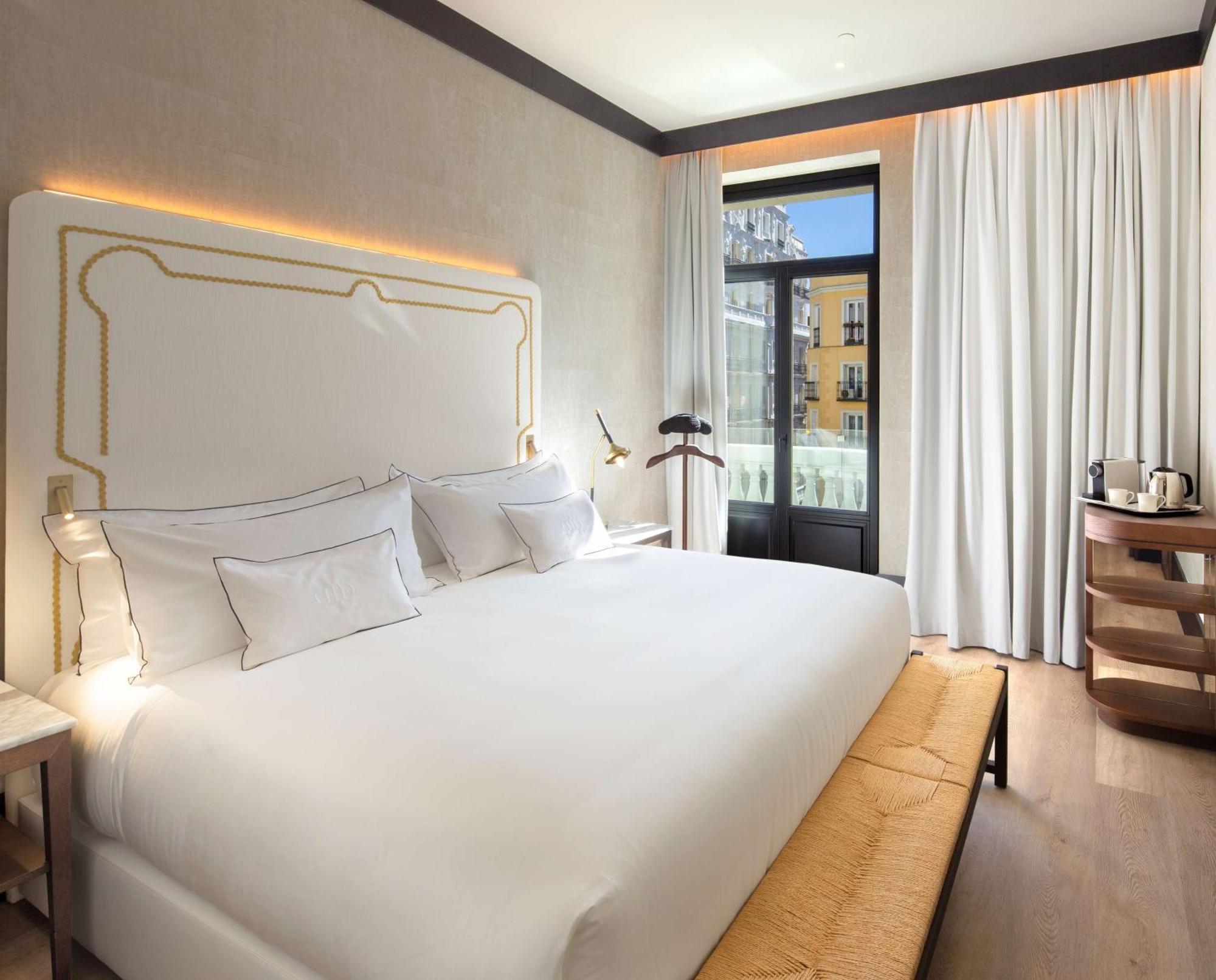 Hotel Montera Madrid, Curio Collection By Hilton Εξωτερικό φωτογραφία